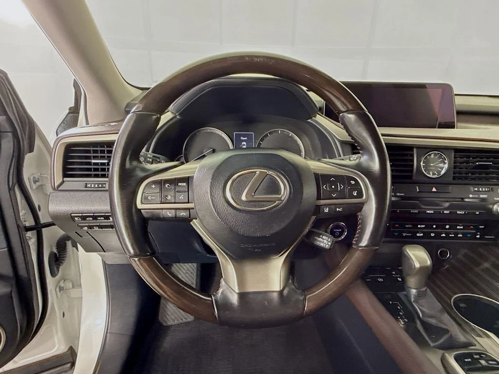 Used 2018 White Lexus 450hL Luxury image 12