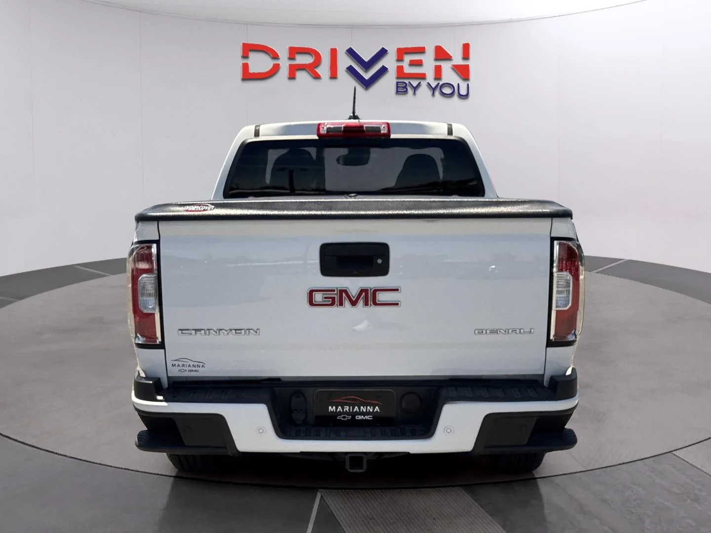 Used 2020 SUMMIT WHITE GMC 4WD Denali image 4