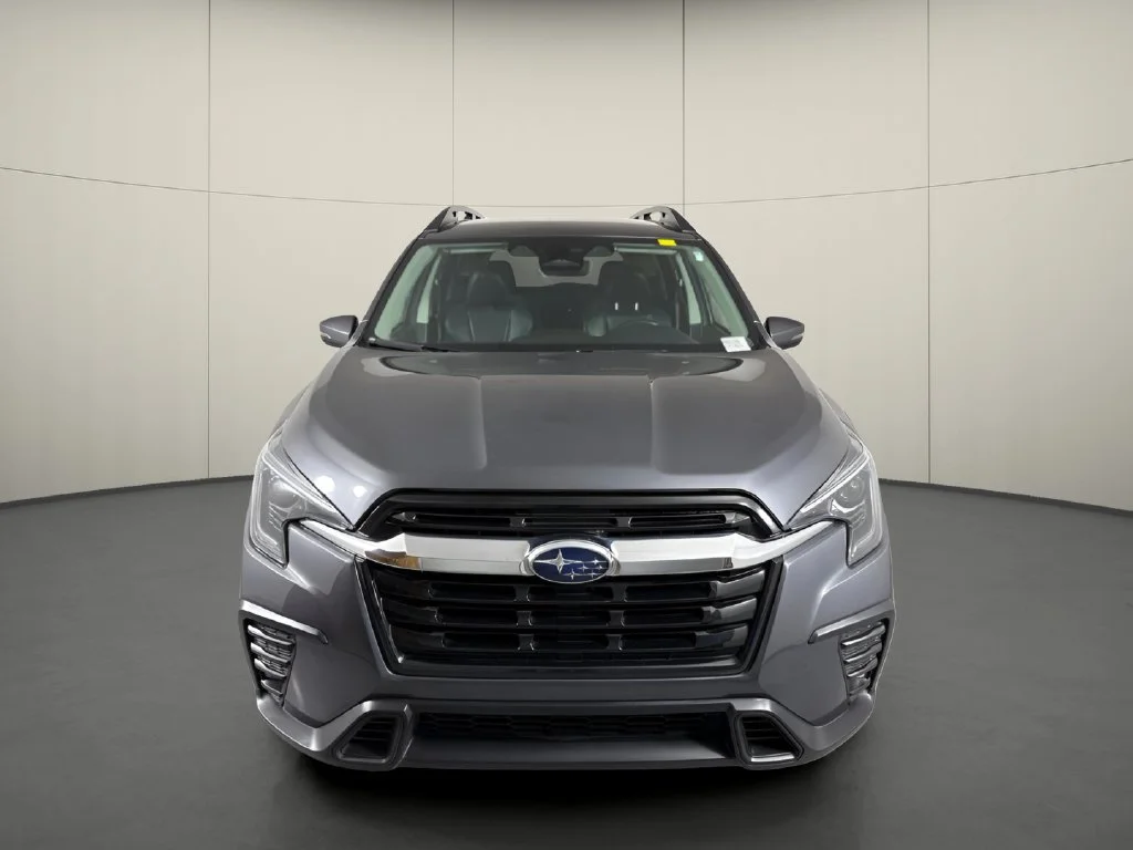 Used 2023 Gray Subaru Limited image 3