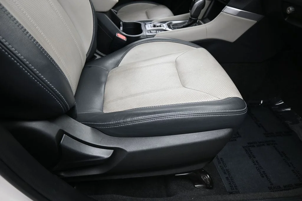 Used 2022 Crystal White Pearl Subaru Limited image 43