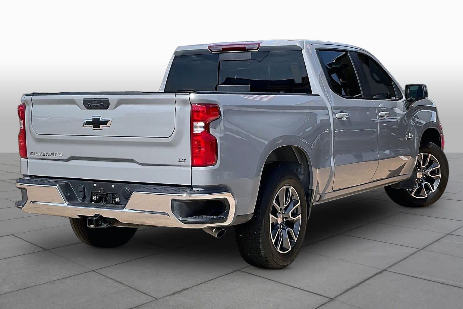 Used 2024 Slate Gray Metallic Chevrolet LT image 12