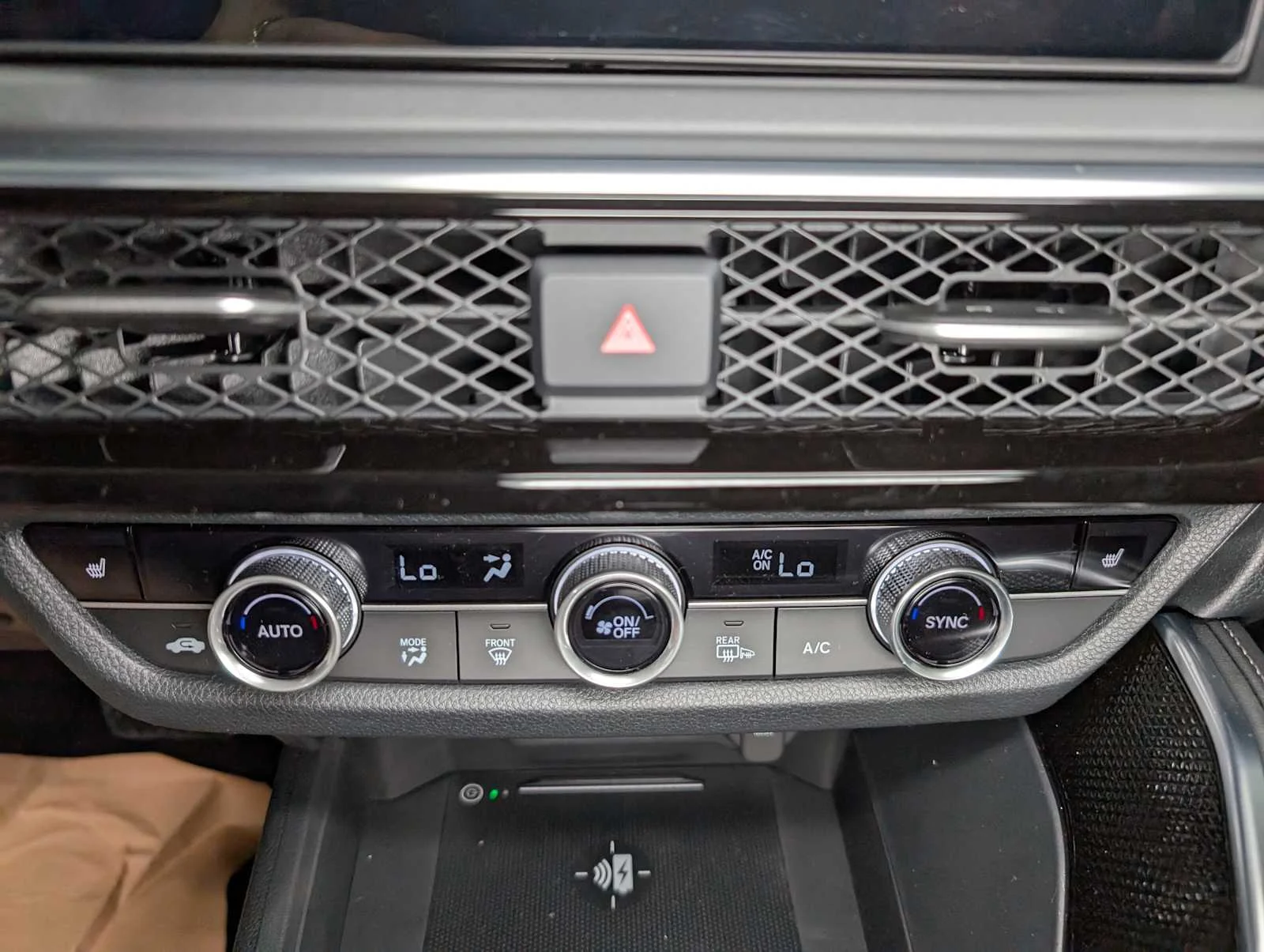 Used 2025 Urban Gray Pearl Acura  image 29