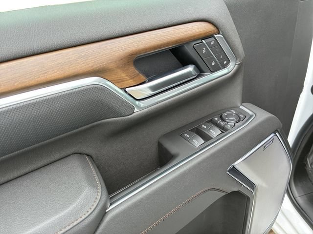 2026 Chevrolet Silverado 2500 HD High Country - Photo 12