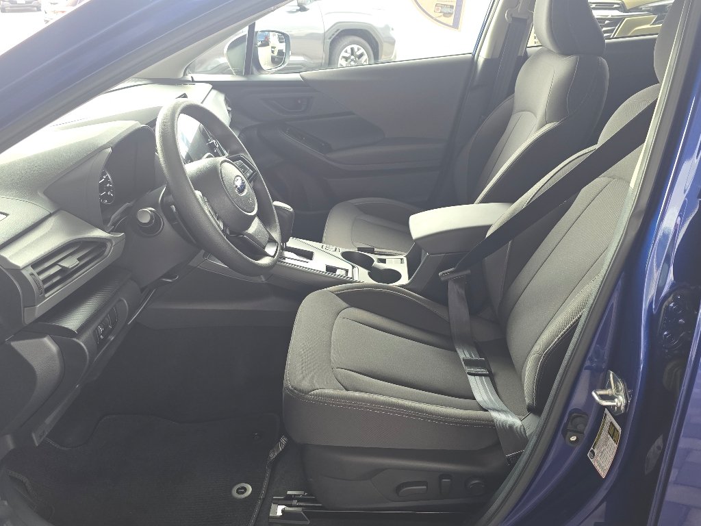 Used 2026 Sapphire Blue Pearl Subaru Premium image 31