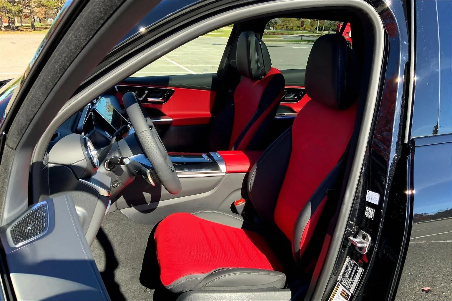 New 2026 Black Mercedes-Benz GLC 300 image 12