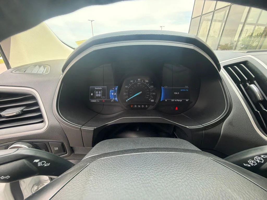 Used 2024 White Ford SEL image 29
