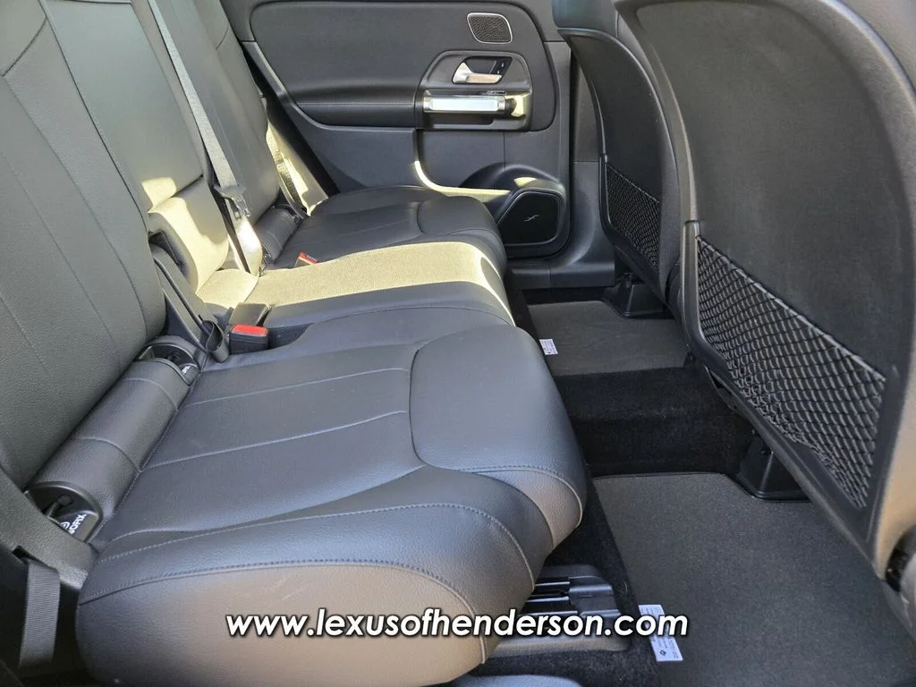 Used 2022 Black Mercedes-Benz GLB 250 image 13