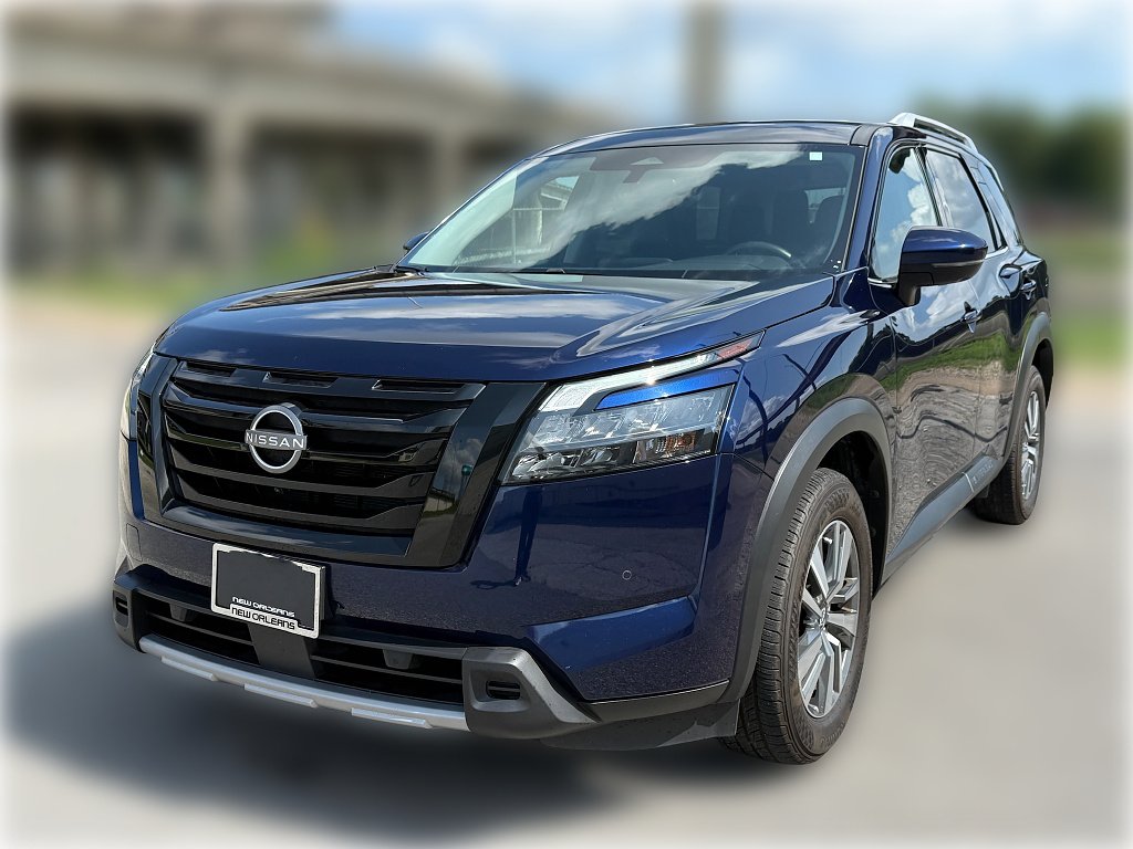 Used 2025 Deep Ocean Blue Pearl Nissan SL image 3