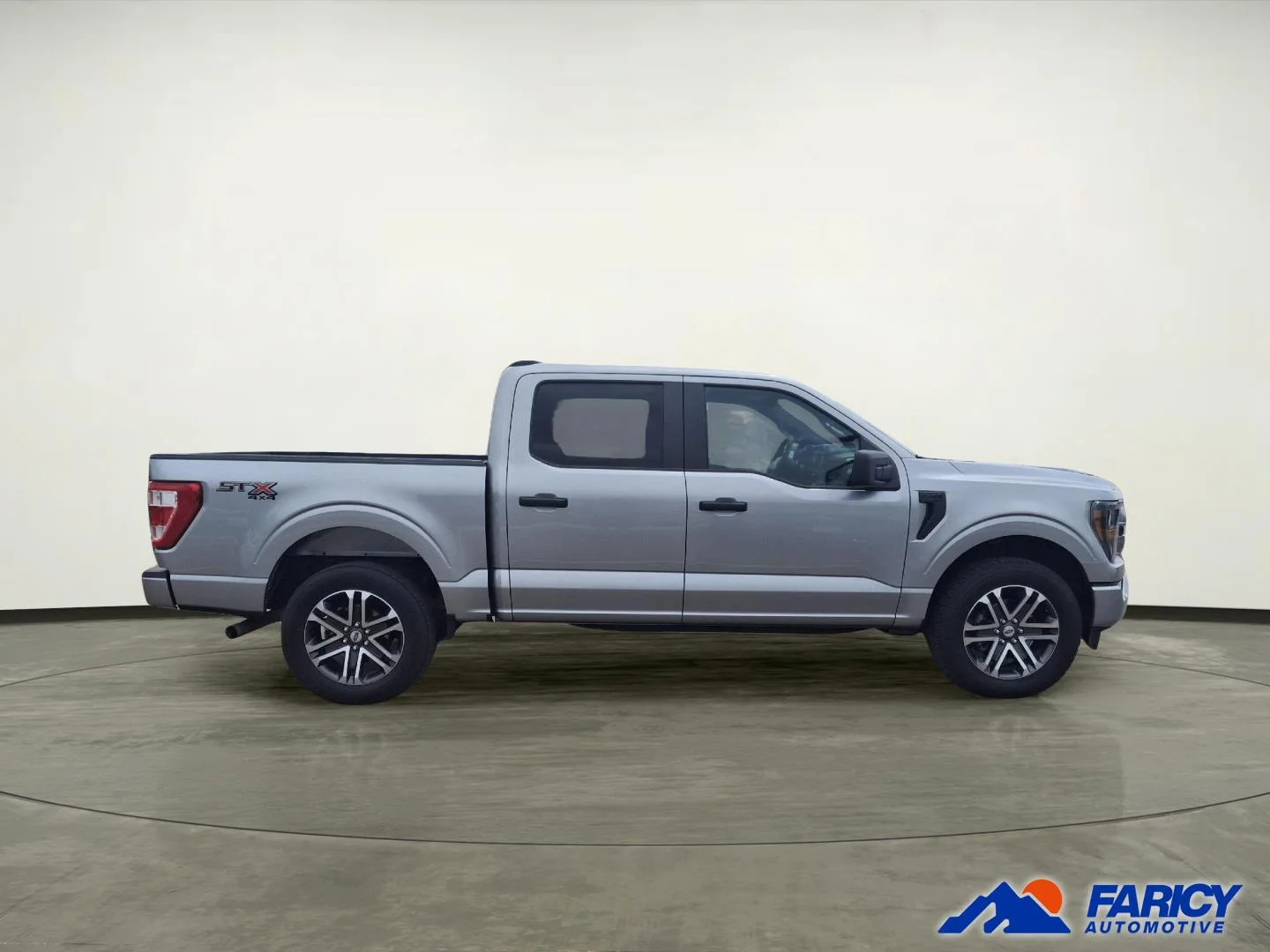 Used 2023 Iconic Silver Ford XL image 6
