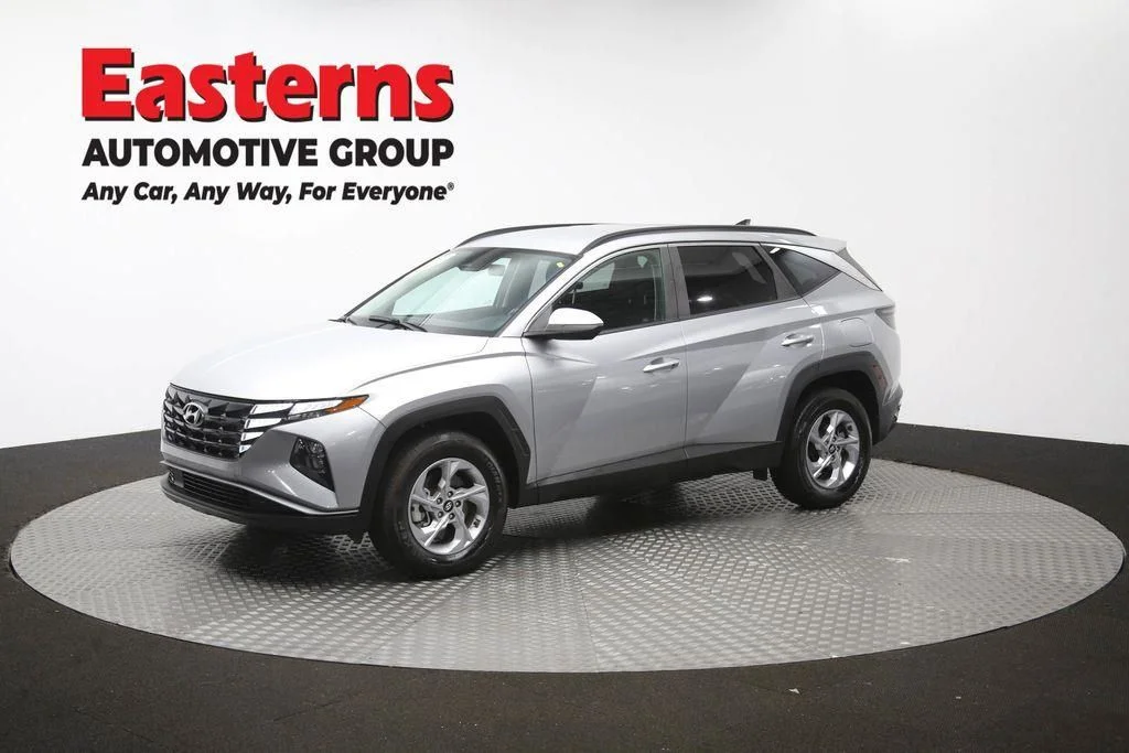 Used 2022 Silver Hyundai SEL image 53