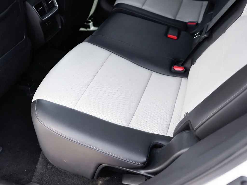Used 2023 White INFINITI ESSENTIAL image 24