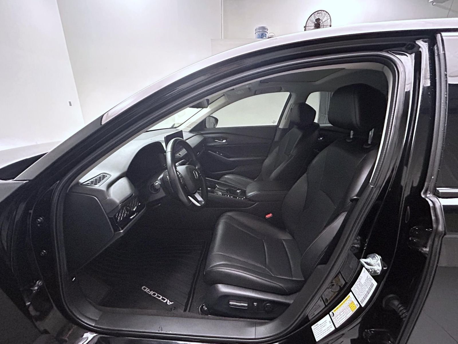 Used 2024 Black Honda Touring image 10