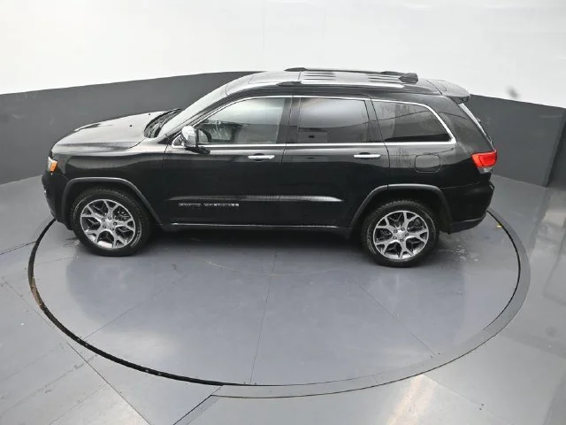 Used 2019 Black Jeep Limited image 15