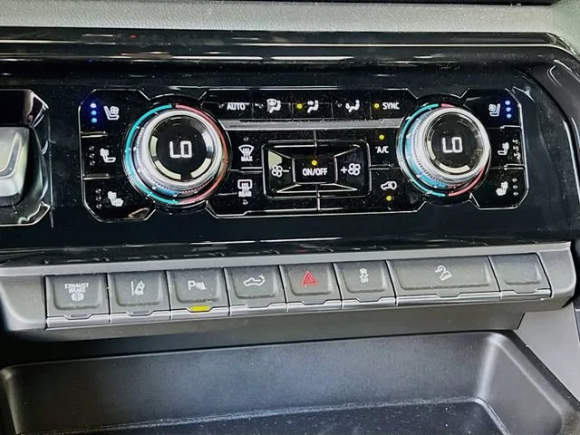 2026 GMC Sierra 2500HD AT4 - Photo 11