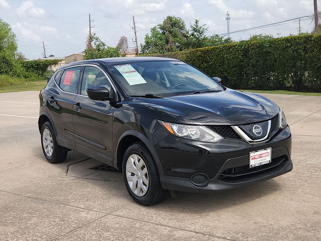 Certified Used 2019 Black Nissan S image 3