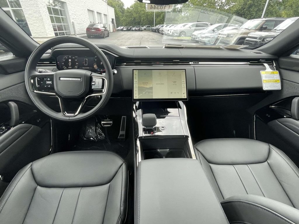 New 2026 Fuji White Land Rover Dynamic SE image 20