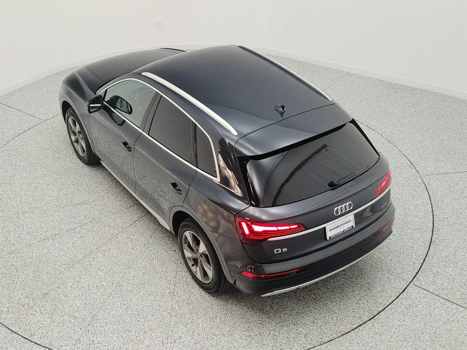 Used 2023 Manhattan Gray Metallic Audi Premium image 28