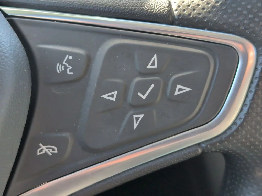 Used 2023 White Chevrolet LS image 17