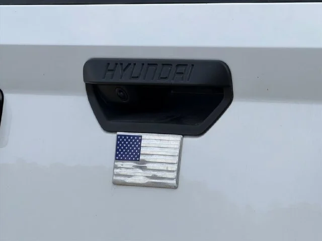 Used 2023 White Hyundai SEL image 16