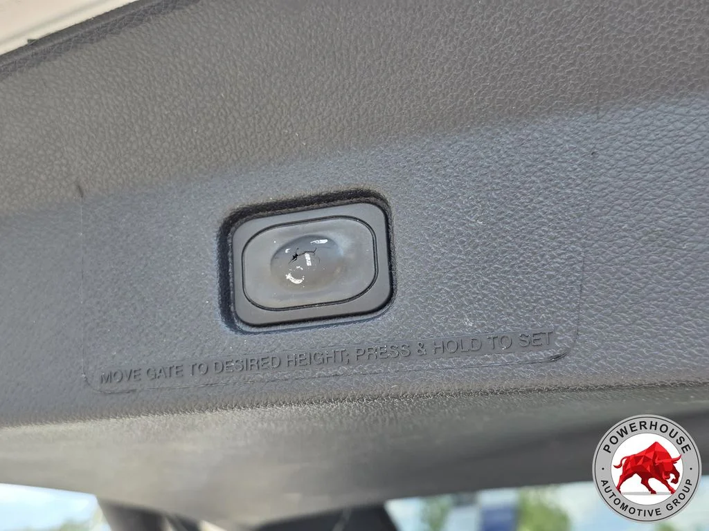 Used 2017 White Ford XLT image 14