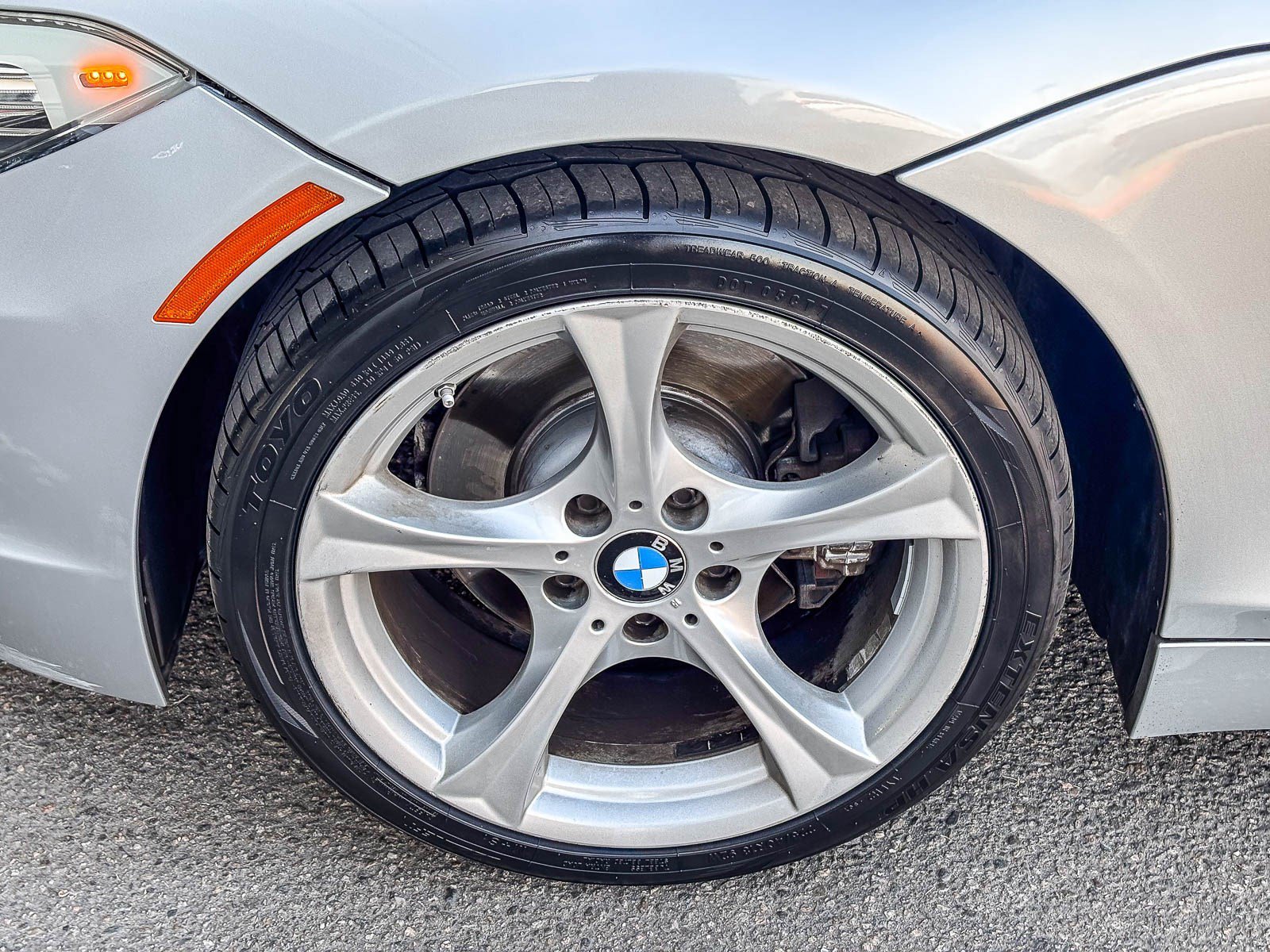 Used 2011 Titanium Silver Metallic BMW sDrive30i image 10