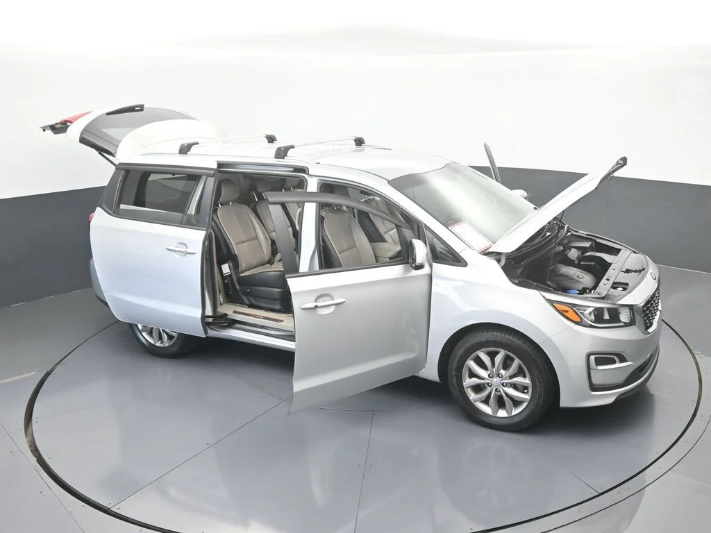 Used 2021 Silky Silver Kia EX image 61