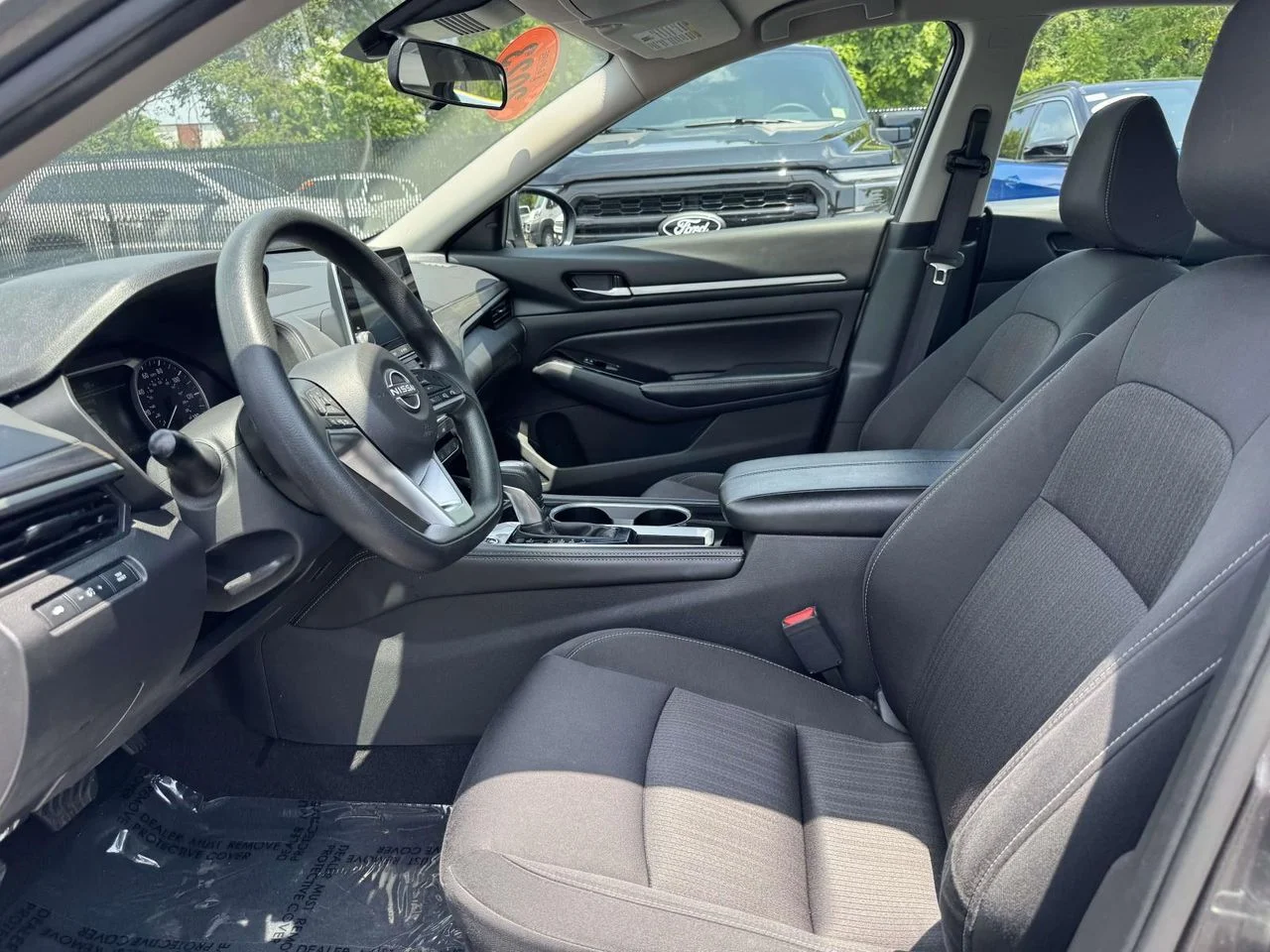 Used 2023 Gun Metallic Nissan SV FWD image 16