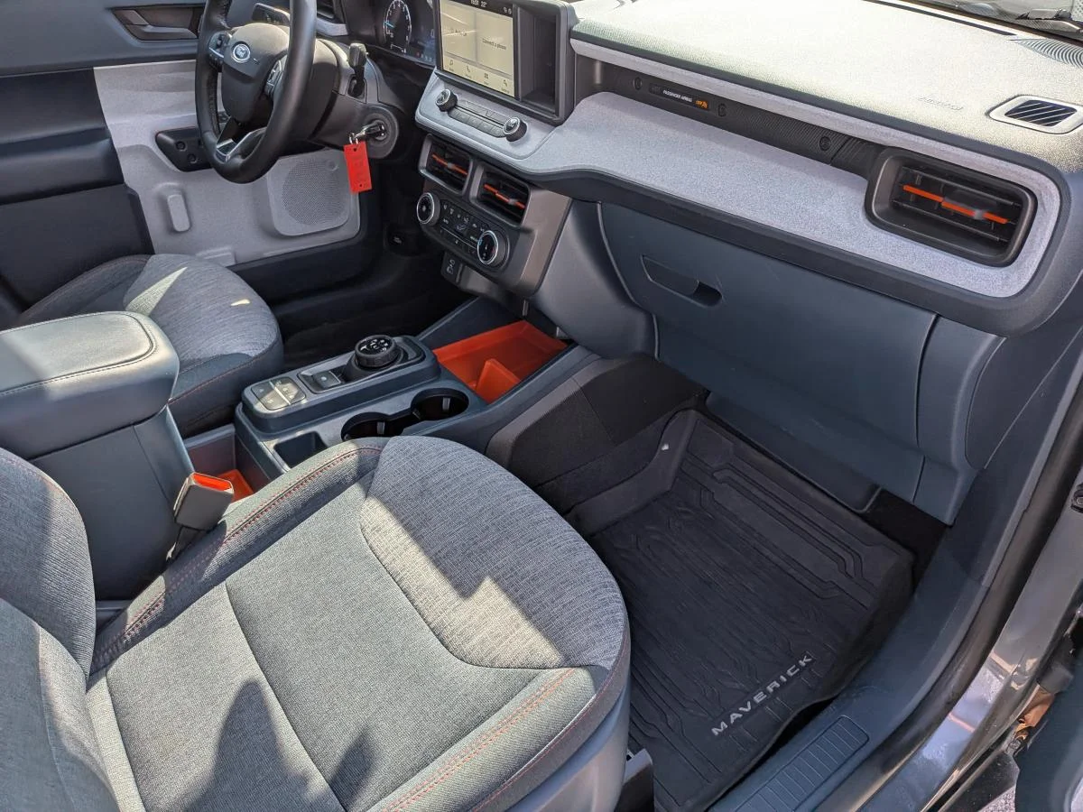 Used 2023 Grey Ford XLT image 19