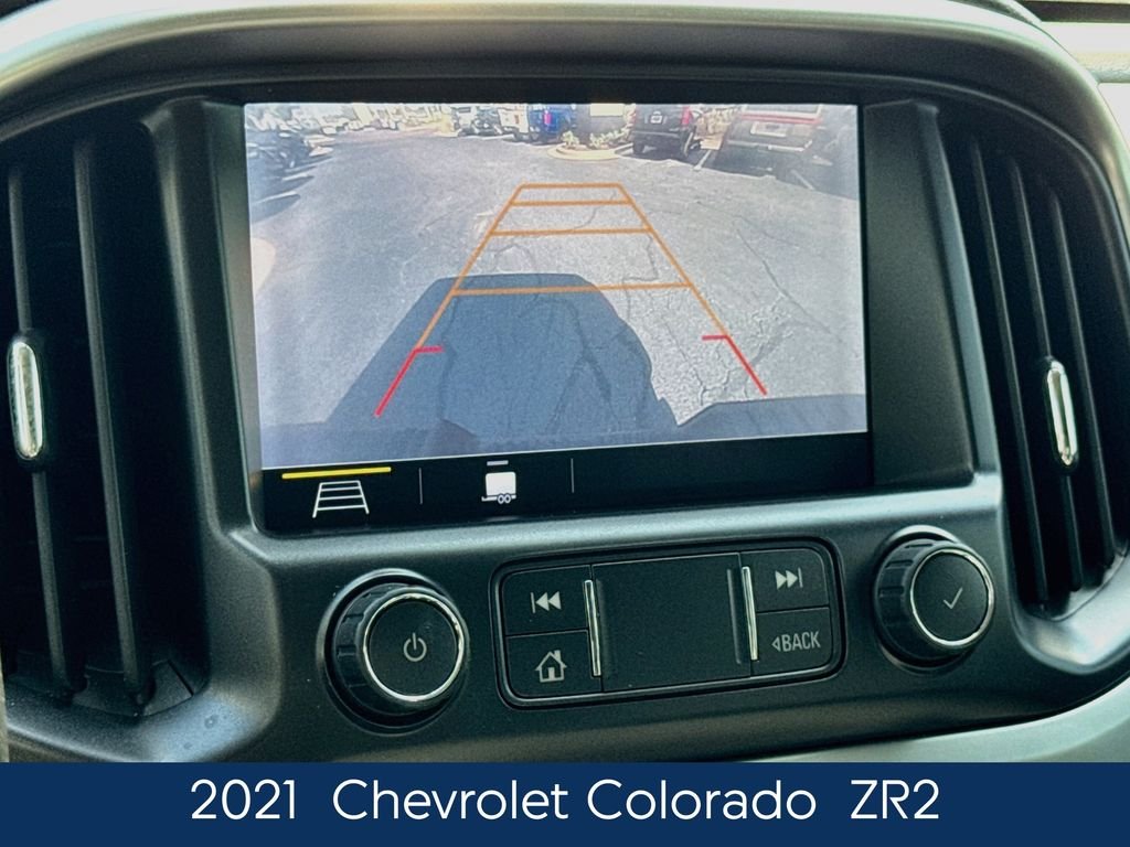 Used 2021  Chevrolet ZR2 image 32