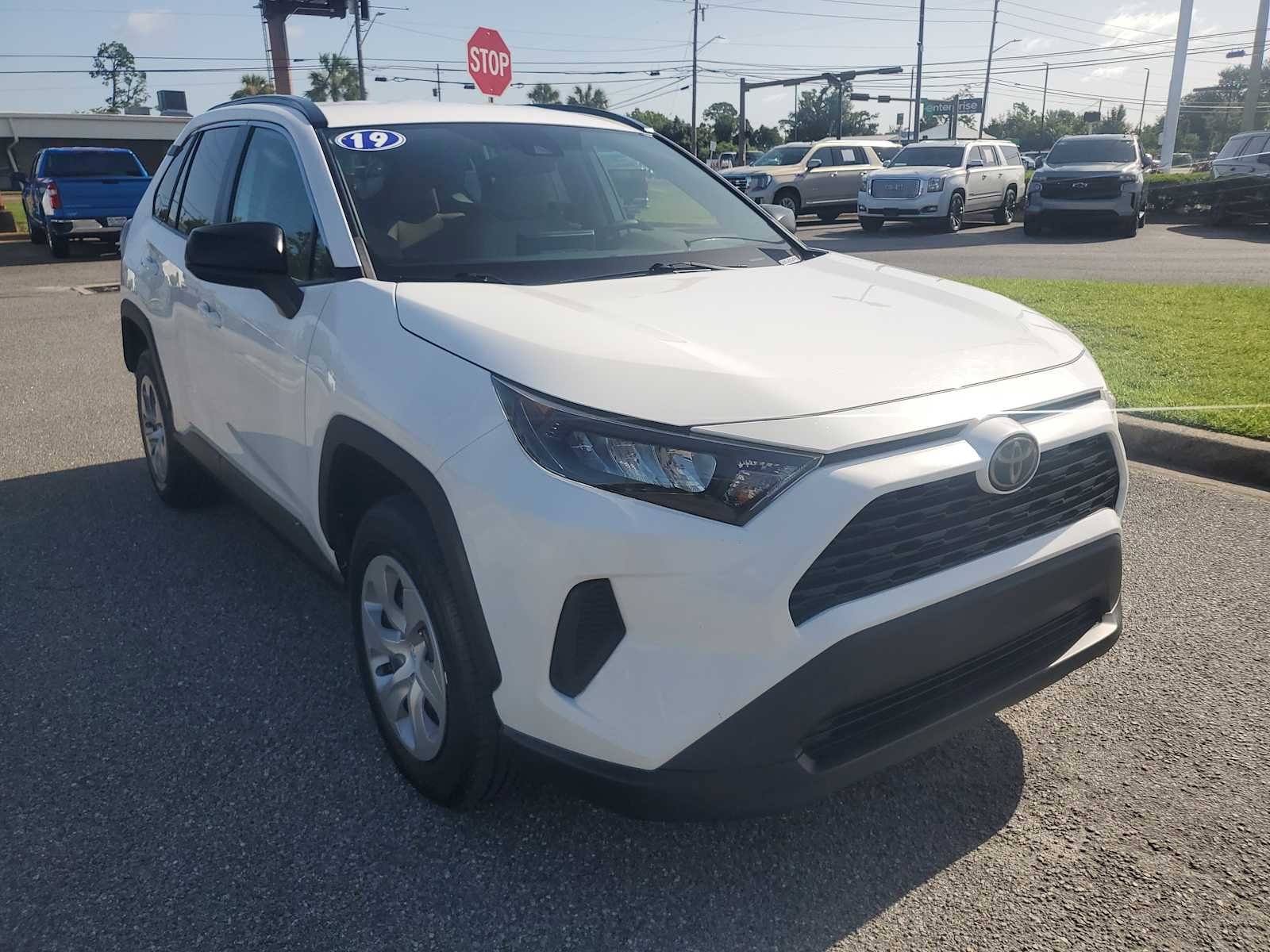 Used 2019 Super White White Toyota LE image 8