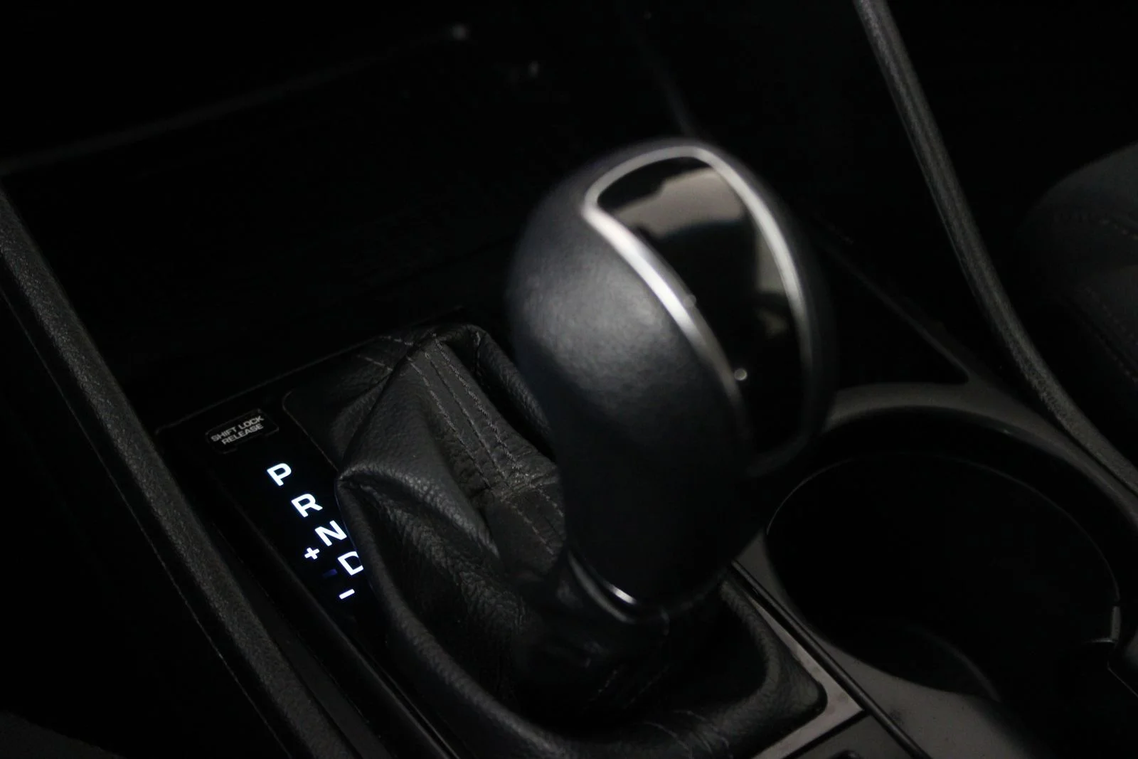 Used 2019 Gray Hyundai Sport image 21