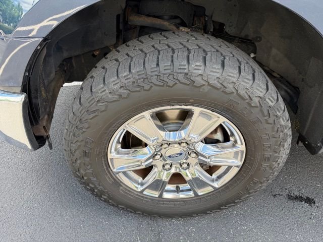 Used 2016  Ford XLT image 9