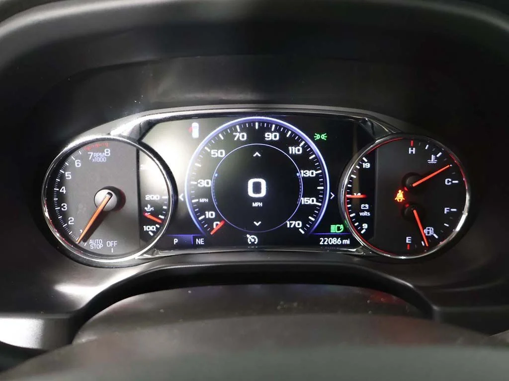 Used 2023 Silver GMC AT4 image 43