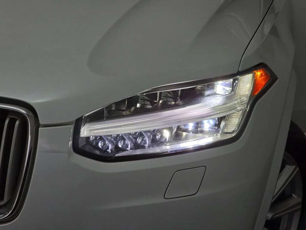 Used 2016 Crystal White Pearl Volvo T6 Inscription image 34