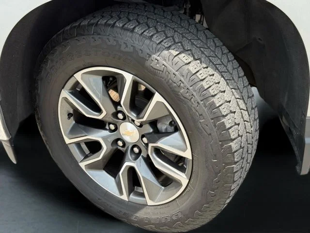 Used 2023 Gray Chevrolet LT image 14