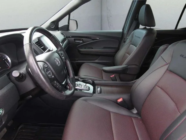 Certified Used 2022 Crystal Black Pearl Honda AWD BLACK EDITION image 14