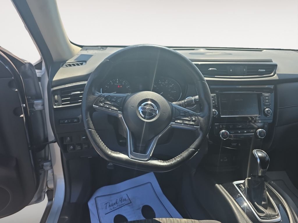 Used 2018 Silver Nissan SV image 12