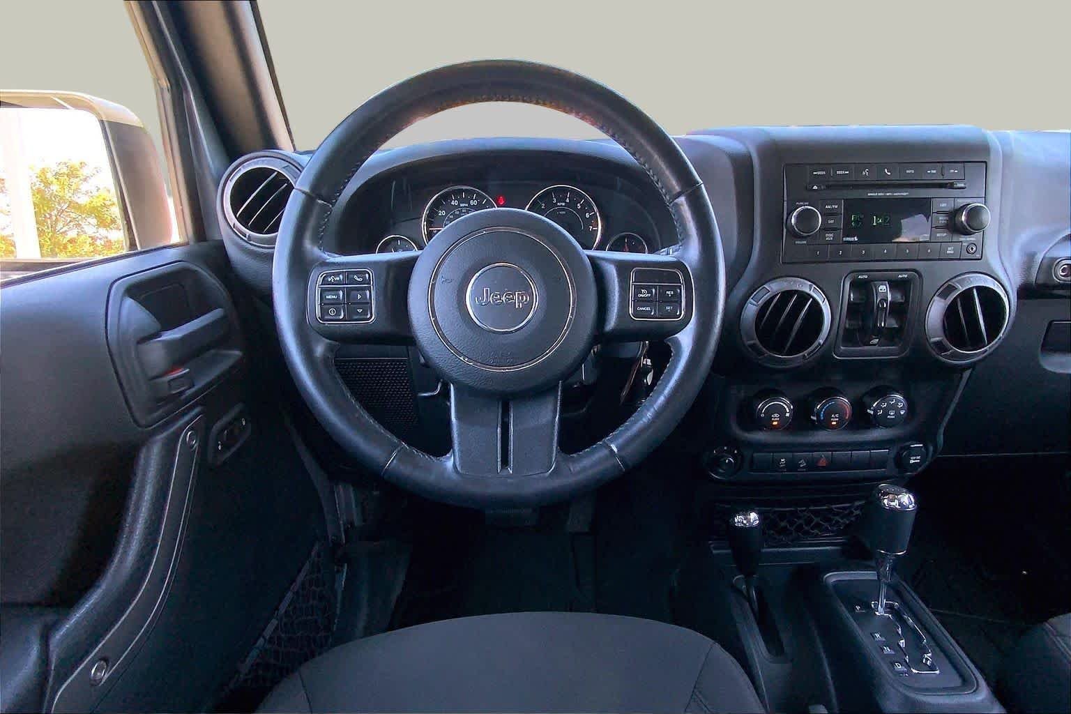 Pre-Owned 2017 Jeep Wrangler Unlimited Sport