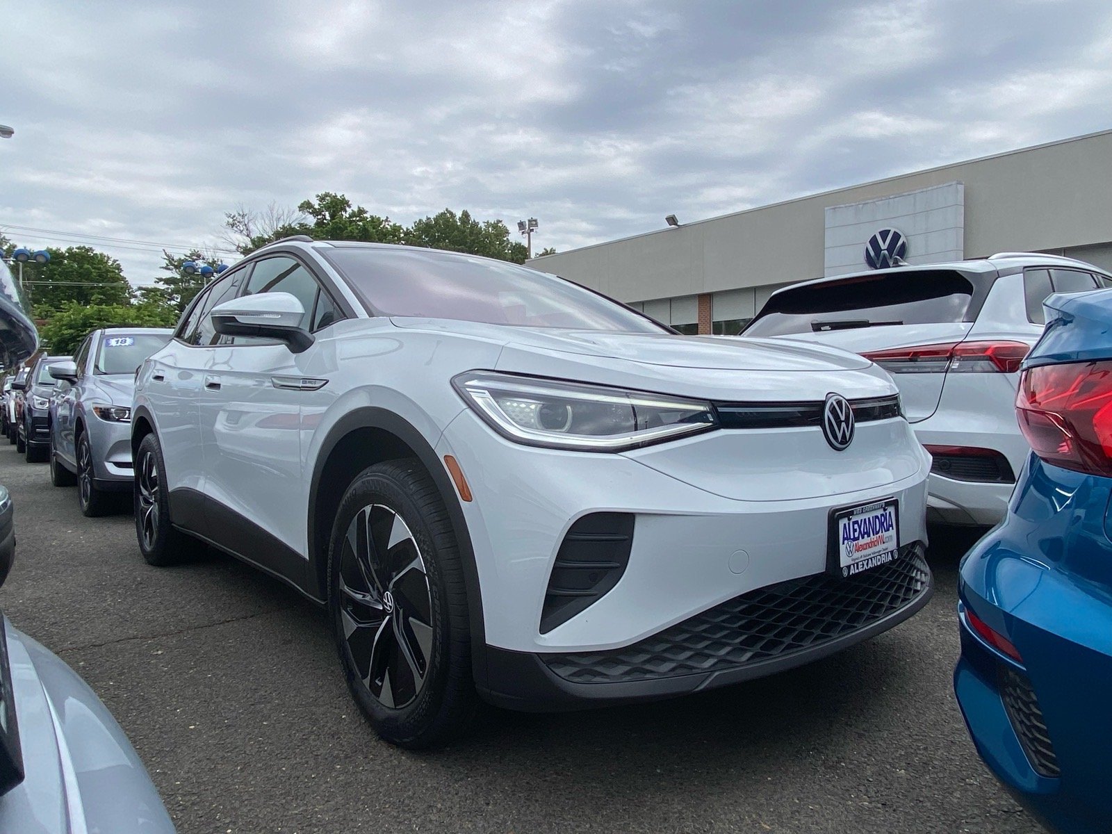 2022 Volkswagen ID.4 PRO S AWD's photo