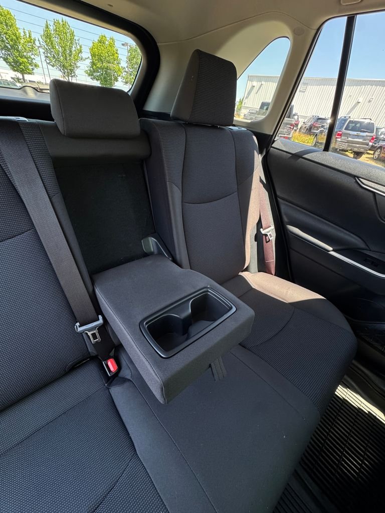 Used 2020 Magnetic Gray Metallic Toyota LE image 26