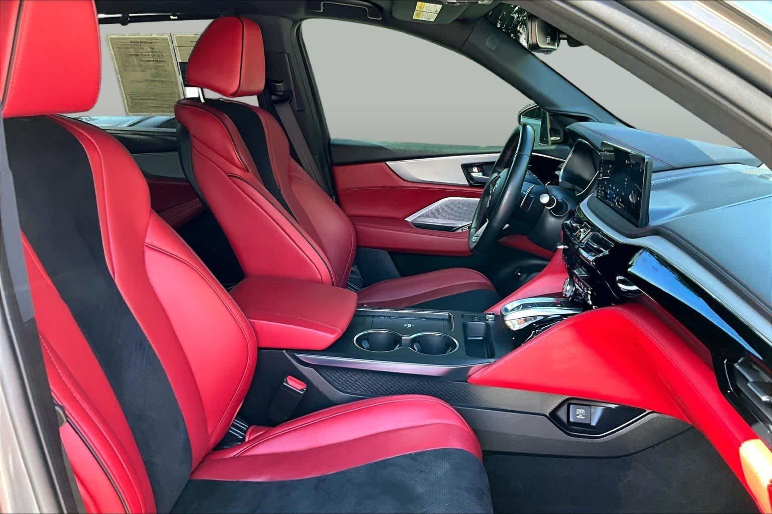 Used 2025 Liquid Carbon Metallic Acura w/A-Spec Package image 9