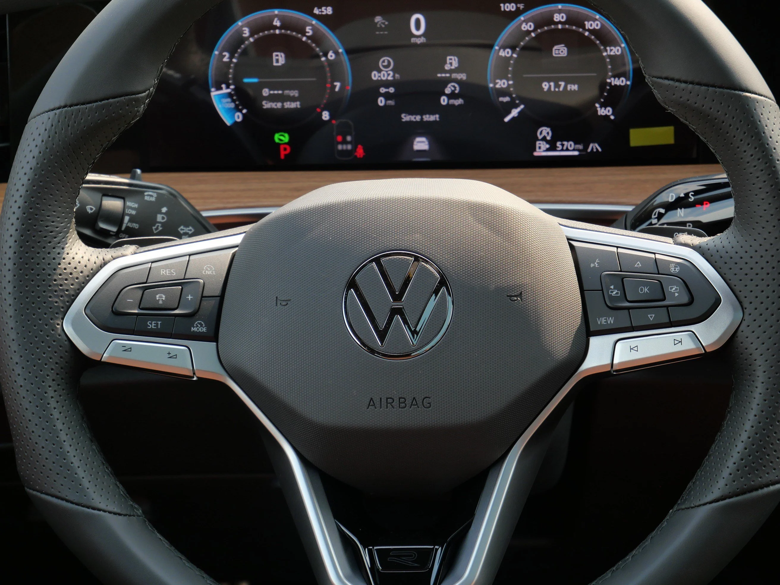 New 2026 Opal White Pearl Volkswagen SEL R-Line Turbo image 9