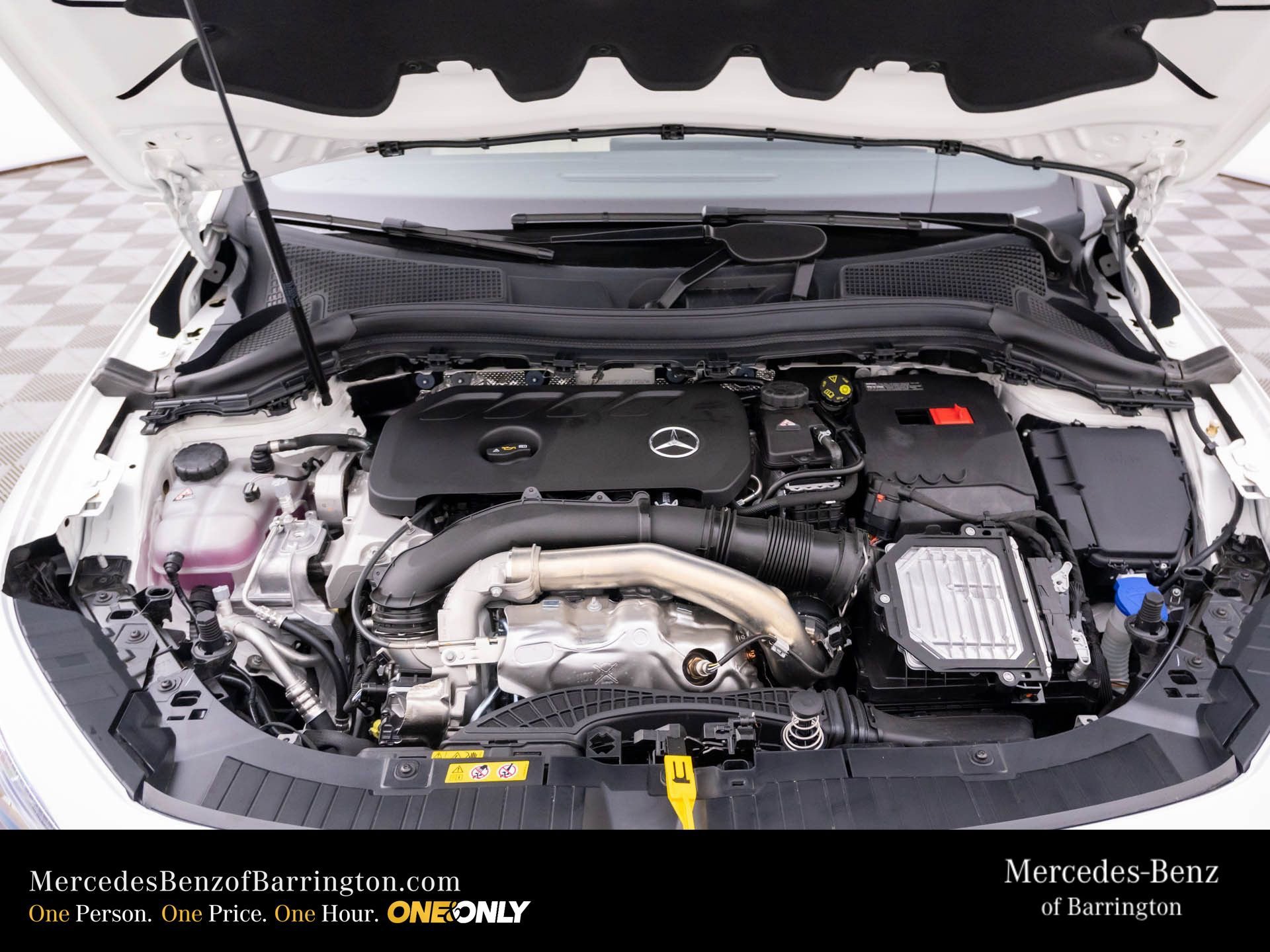 New 2026 Polar White Mercedes-Benz GLA 250 image 74