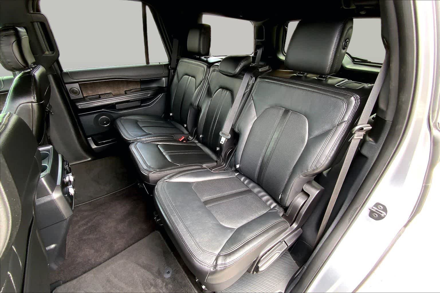Used 2020 Iconic Silver Metallic Ford Limited image 15