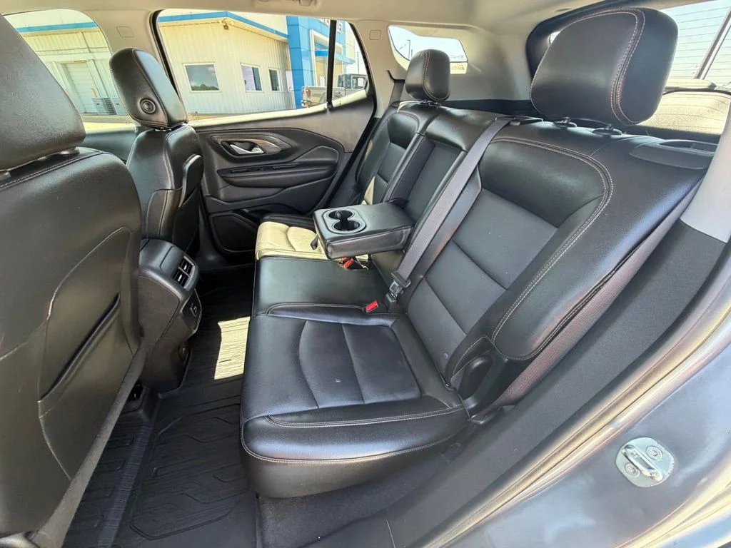 Used 2021 Gray GMC SLT image 25