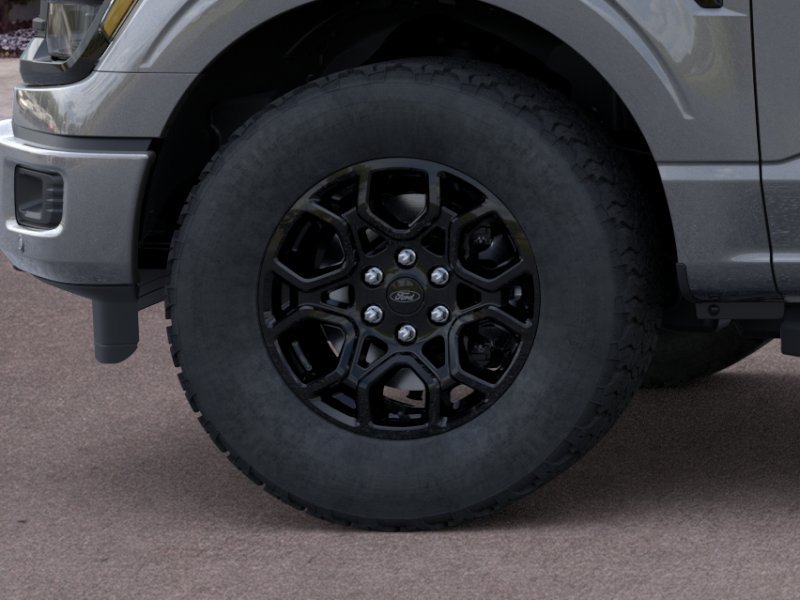 New 2026 Carbonized Gray Metallic Ford XLT image 19