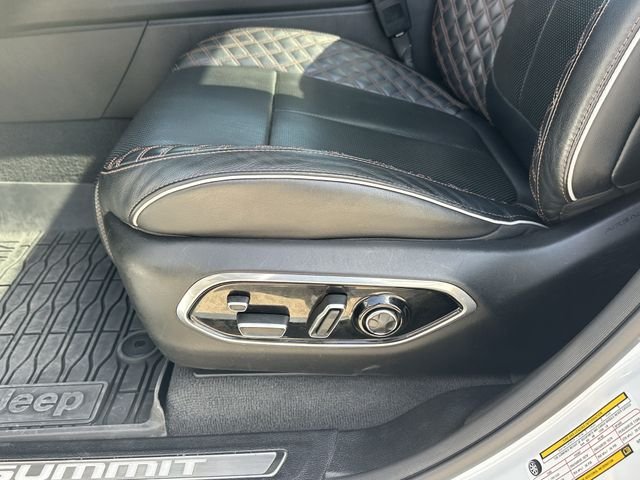 Used 2022 White Jeep Summit image 26
