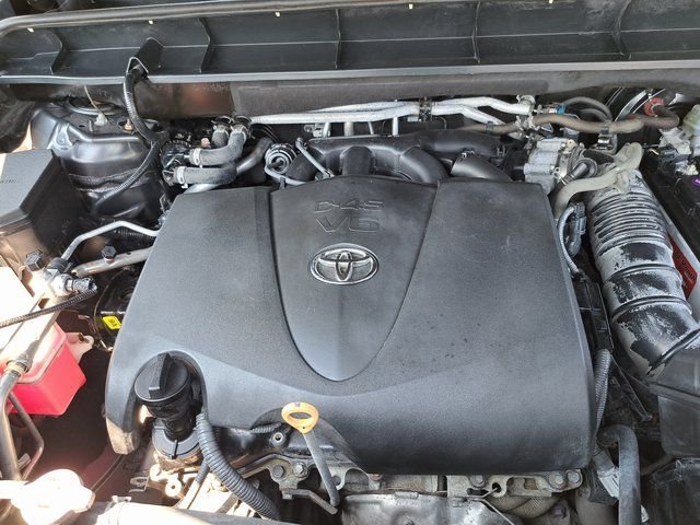 Used 2020 Gray Toyota Platinum image 32