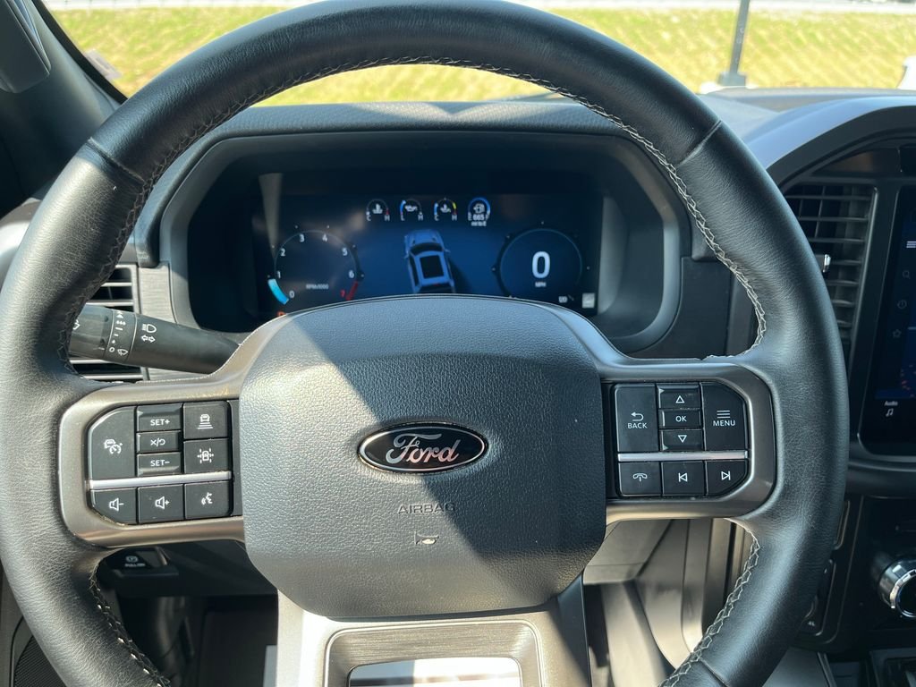 Used 2024 Blue Ford XLT image 15