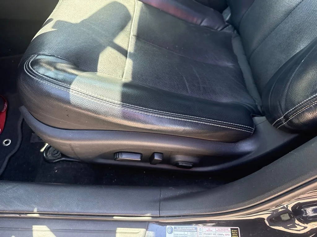 Used 2018 Blue Nissan 2.5 SL image 29